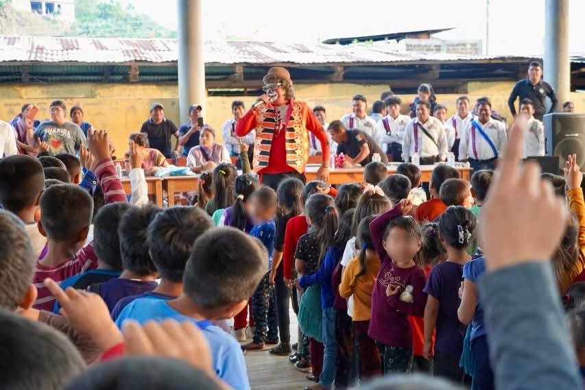 Celebración del Día del Niño en San Juan Cancuc.